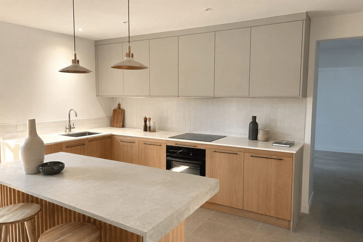 Rénovation cuisine Île-de-France, aménagement, plan de travail, finitions