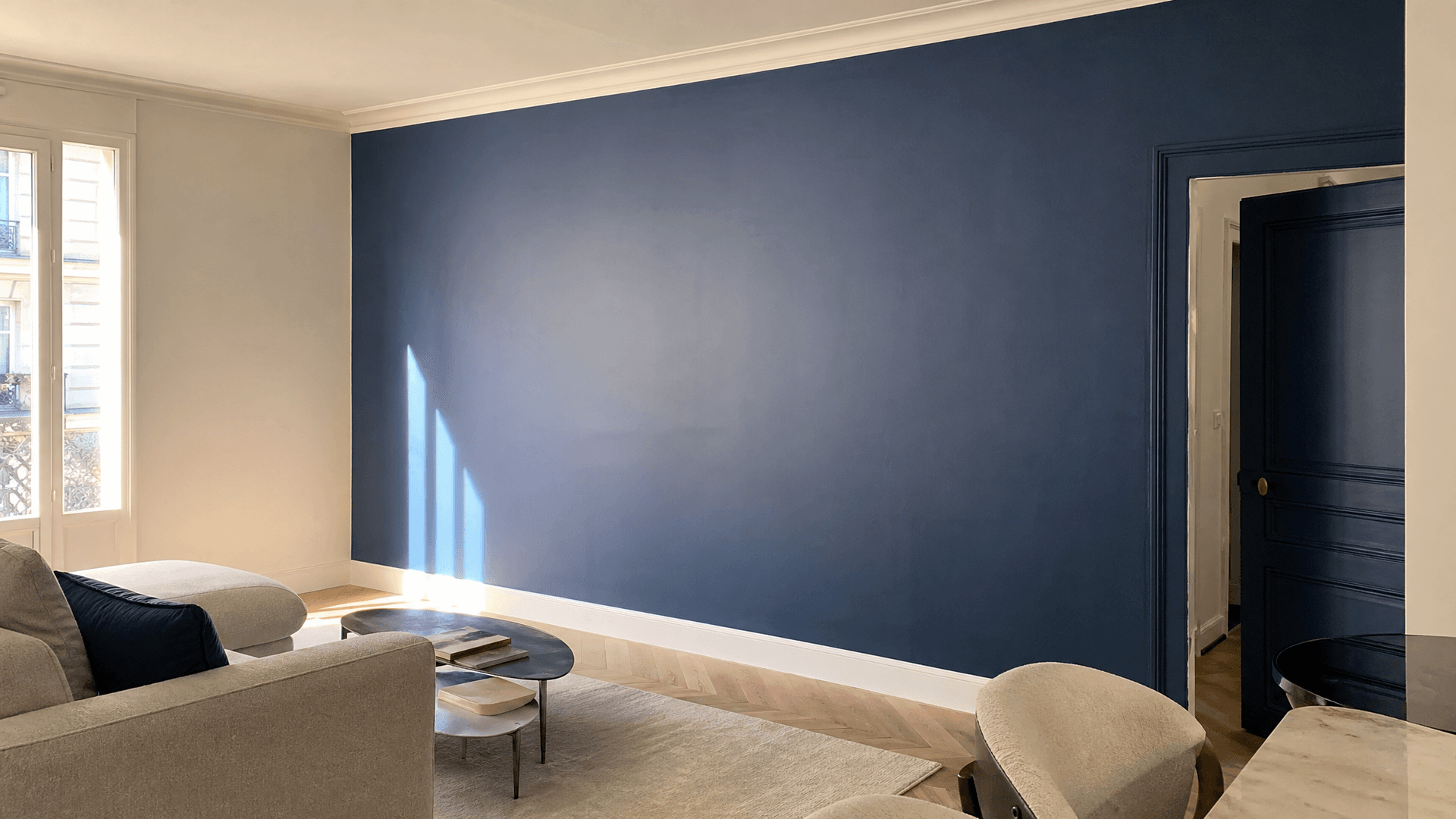 Peintre en rénovation d’intérieur en Île-de-France, murs et finitions